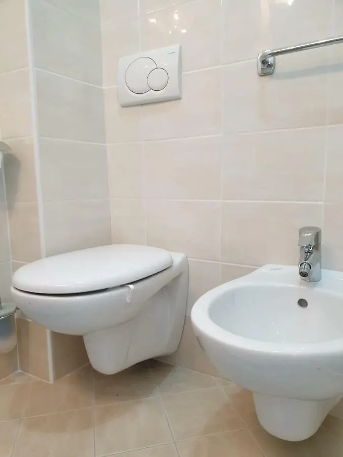 Spighetta 180° Apartment Torri Del Benaco 0*,  Italy